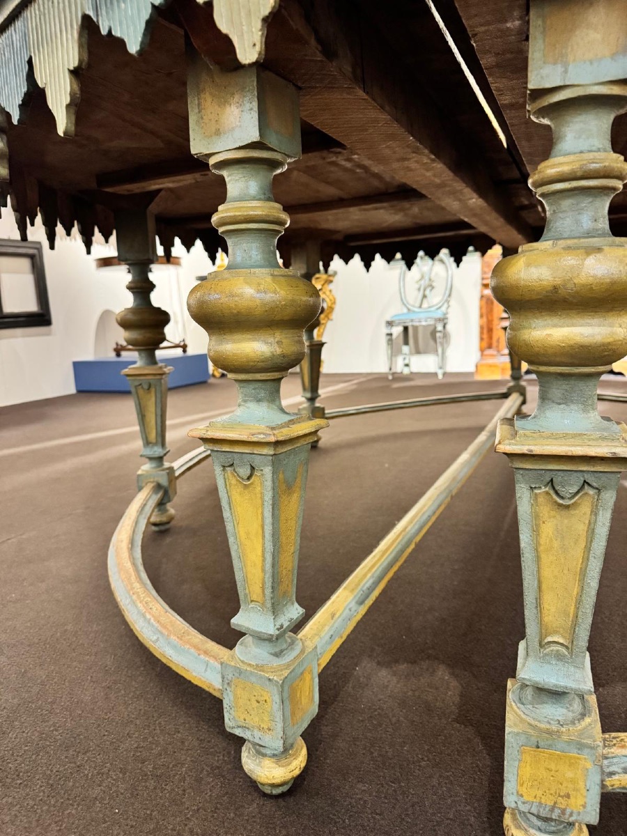 A Table Consisting Of Two Large 17th-century Blue-lacquered Consoles-photo-1