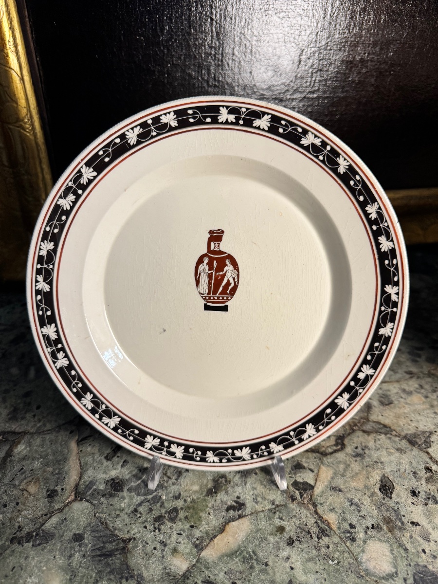 A 13-piece Porcelain Dinner Service By Manifattura Giustiniani With Etruscan Decoration, Naples, 19th Century-photo-3