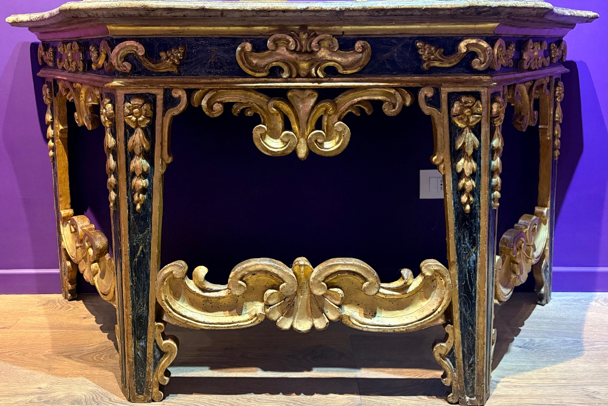 Paire de consoles de la région des Marches, Italie, XVIIIe siècle