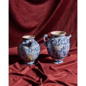 Pair Of Roman Albarelli With Coat Of Arms In Glazed Ceramic. 1400€ Each One 