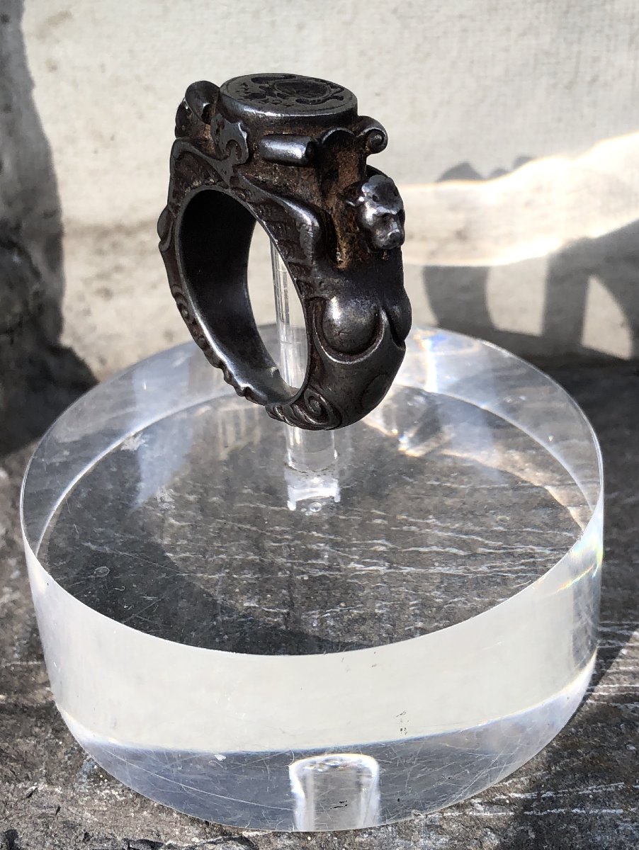 Italian Iron Ring-photo-1