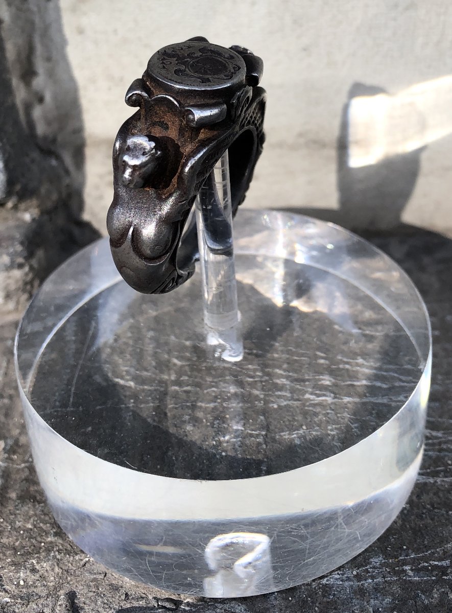 Italian Iron Ring-photo-2