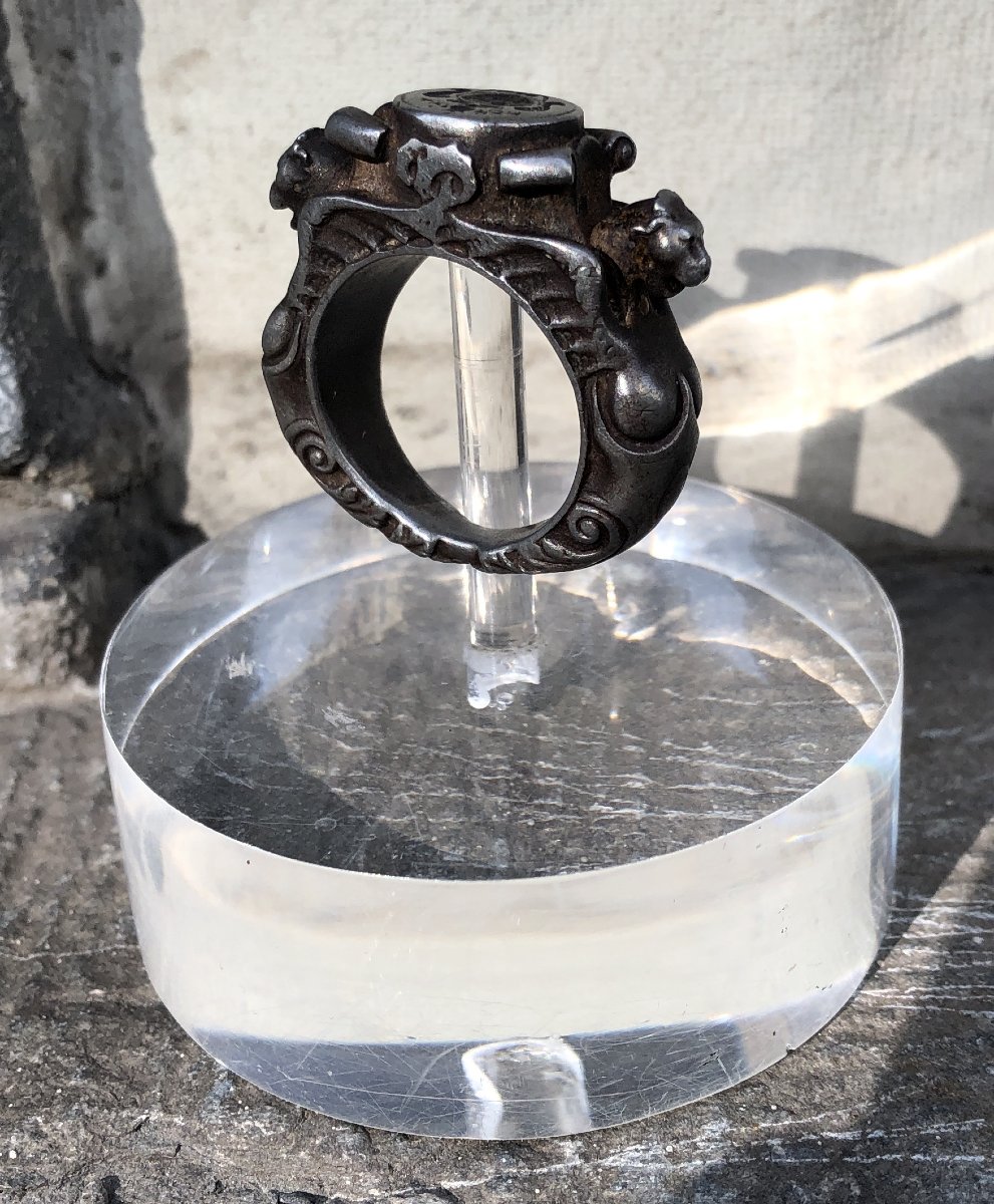 Italian Iron Ring-photo-3