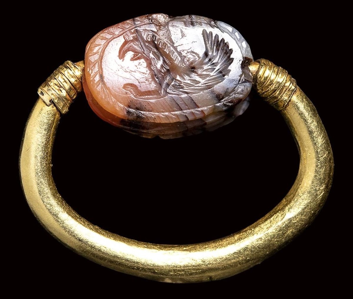 Agate Scarab Signet Ring In Gold