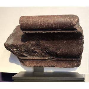 Fragment  Sarcophage  Porphyre  Egyptien  
