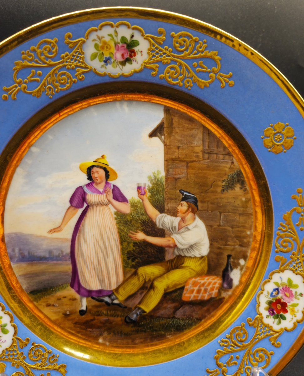 Assiette en porcelaine représentant les costumes du canton de Vaud, manufacture parisienn Darte-photo-2