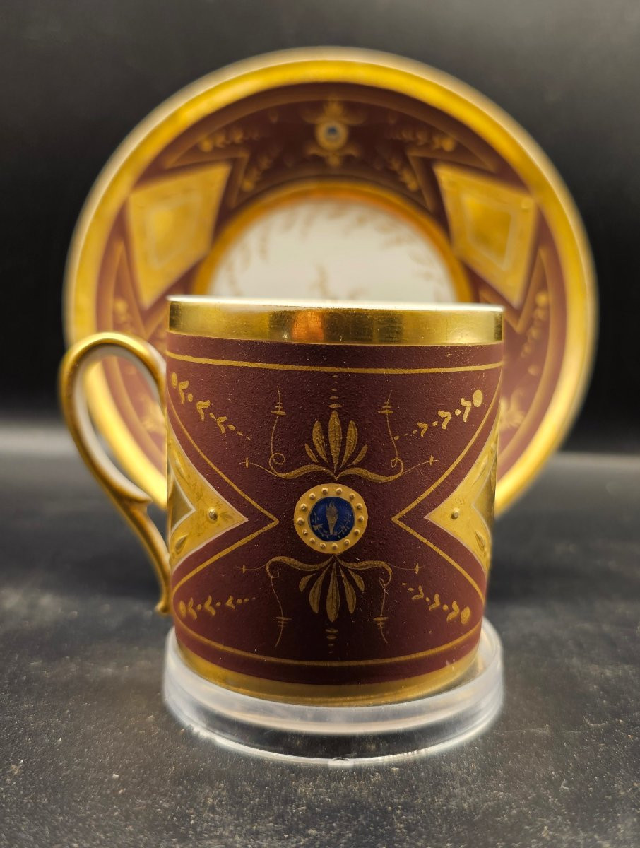 Tasse et soucoupe en porcelaine de la manufacture Faber à Bruxelles-photo-3