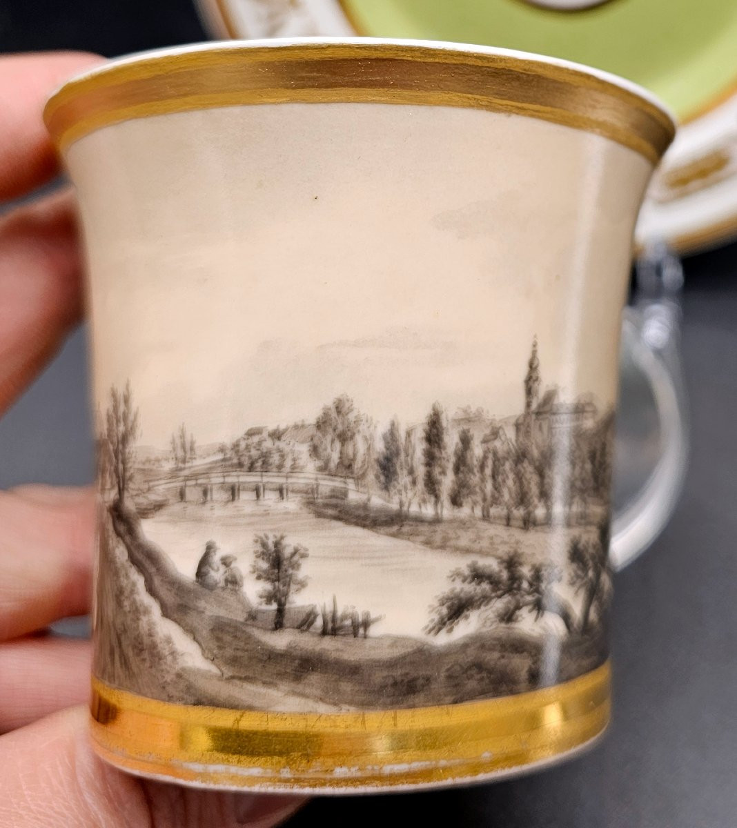 Tasse et soucoupe château de Schönbrunn, datées de 1823, Manufacture Imperiale de Vienne-photo-2