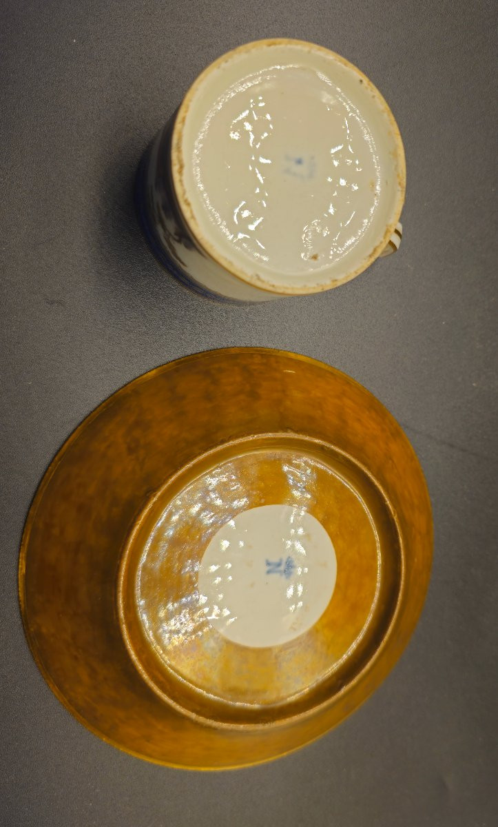 Tasse et soucoupe de la Real Fabbrica Ferdinandea -photo-6