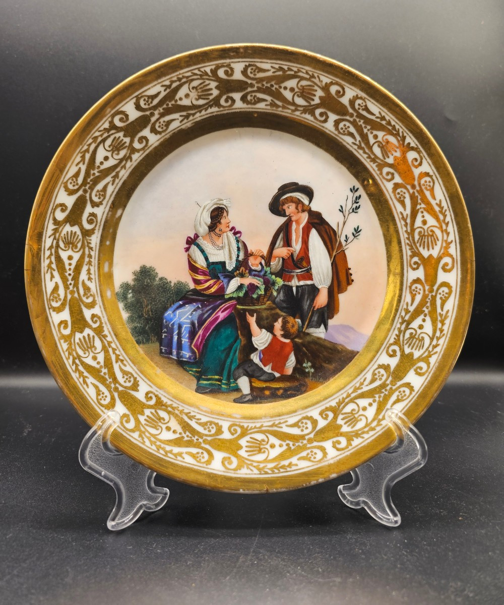 Porcelain Plate From Naples With Costumes From The Kingdom Of The Two Sicilies
