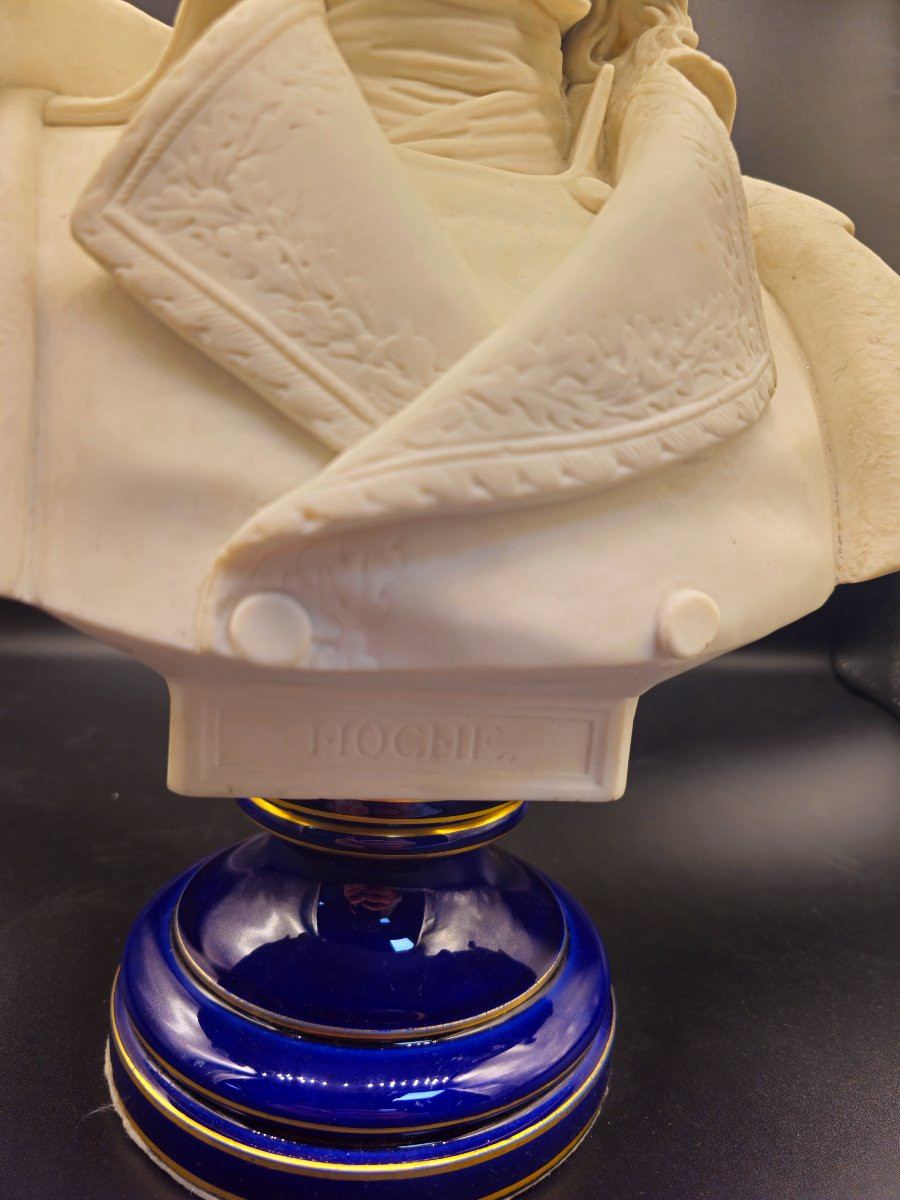 Pair Of Sevres Porcelain Busts Depicting Napoleon's Generals-photo-1