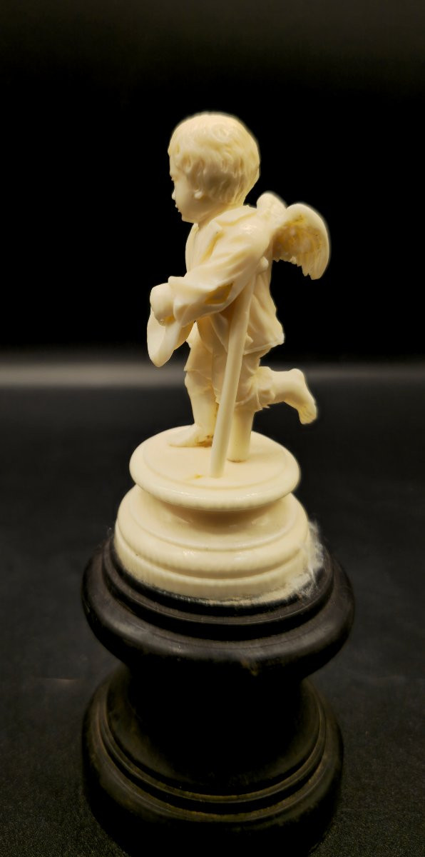 19th Century Antique Ivory Sculpture – Begging Putto On Ebonized Wooden Base-photo-4