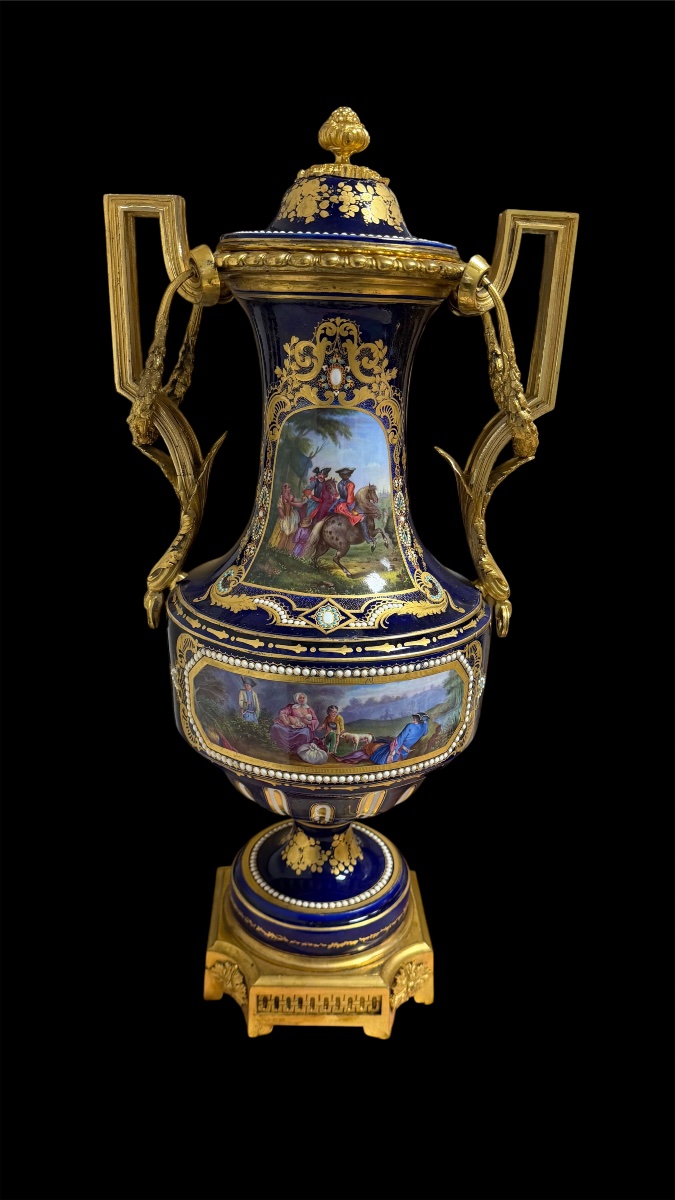 Pair Of Sèvres Porcelain And Gilded Bronze Vases, Jewel-decorated, 1840–1850-photo-3