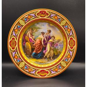 Assiette Ancienne en Porcelaine de Vienne v.1830 – Char de l’Amour et Trois Grâces