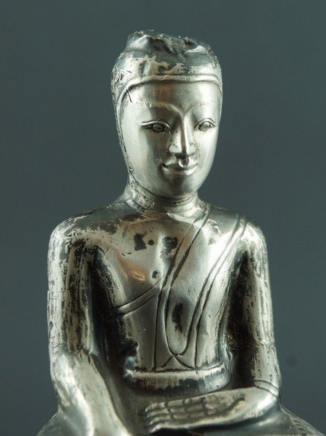 Buddha, Silver, Nepal, Tibet, 19th Century.-photo-5