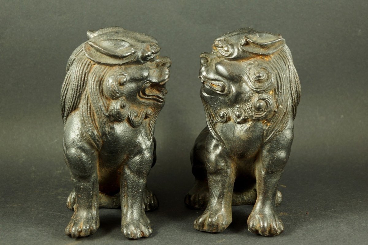 Pair Of Chinese Lions (foo Dogs), Cast Iron, China, 19th/20th Century.-photo-2