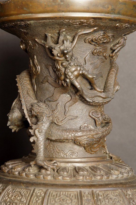 Paire de vases géants, bronze, Chine, dynastie Qing, XVIIe/XVIIIe siècle.-photo-2