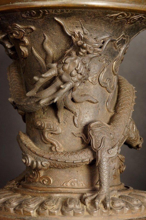 Paire de vases géants, bronze, Chine, dynastie Qing, XVIIe/XVIIIe siècle.-photo-3