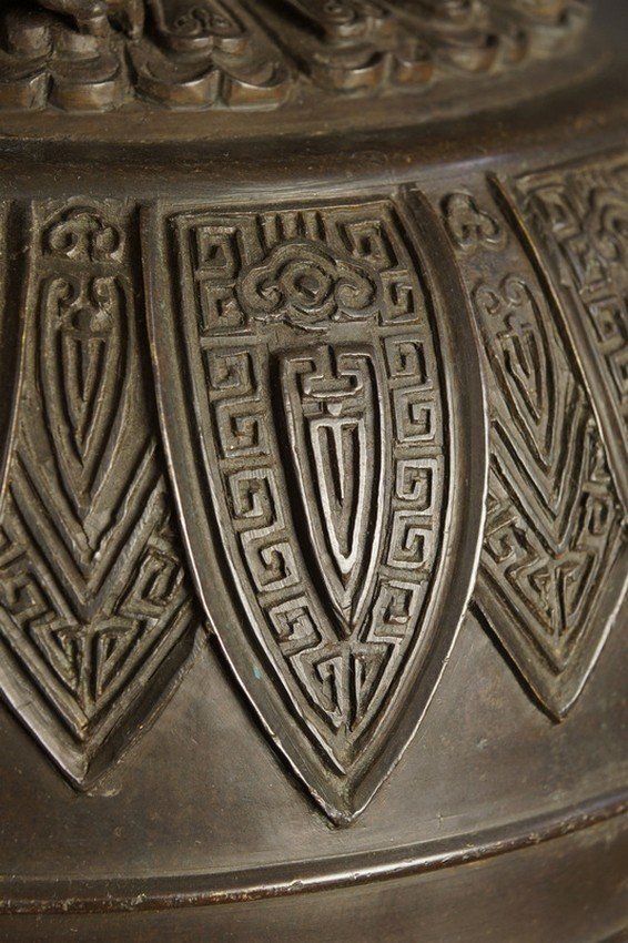 Paire de vases géants, bronze, Chine, dynastie Qing, XVIIe/XVIIIe siècle.-photo-4