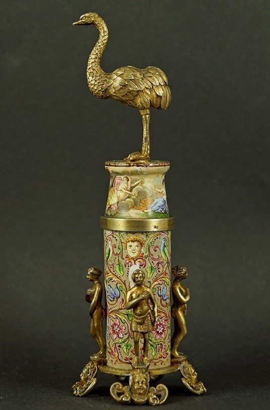 Petit pot à cure-dents, argent et émail, Vienne, seconde moitié du XIXe siècle, vers 1870