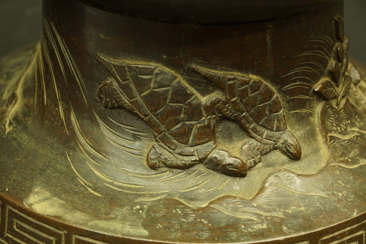  Vase Decorated With Dragons, Japan, Meiji Era (1868–1912)-photo-5