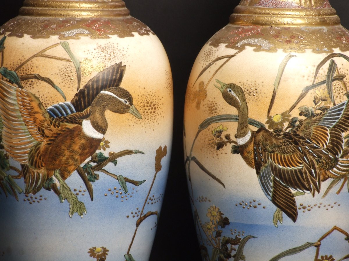 Pair Of Vases Decorated With Ducks, Japan, 19th/20th Century.-photo-3