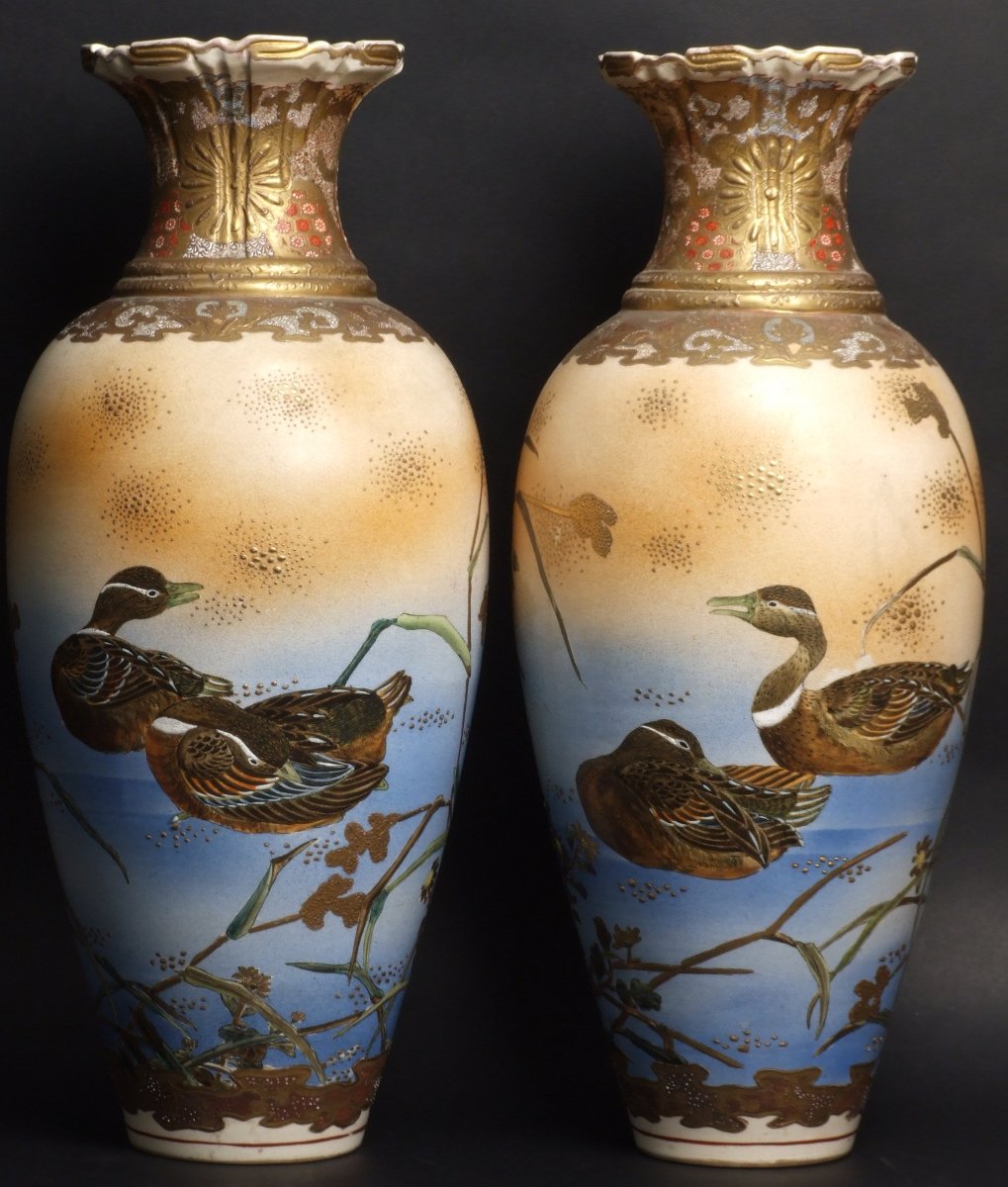 Pair Of Vases Decorated With Ducks, Japan, 19th/20th Century.-photo-4