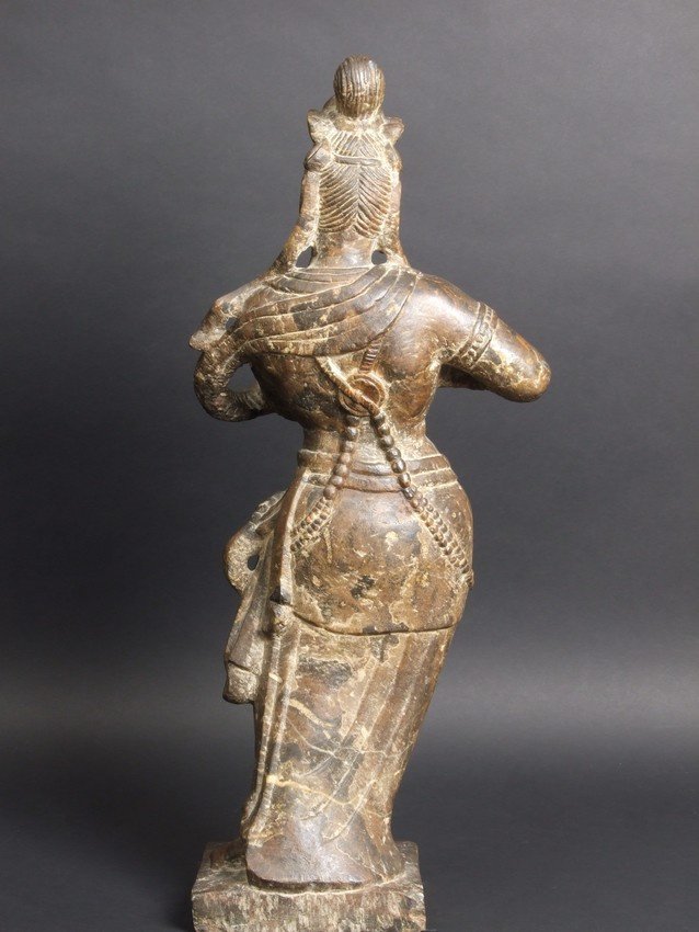 Bodhisattva Guaynin, Stone, China, 19th/20th Century.-photo-4