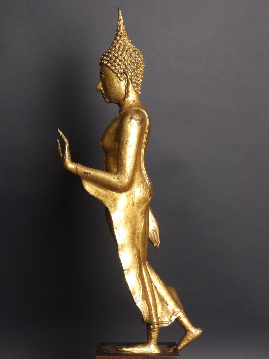 Walking Buddha, Gilded Bronze, Thailand, 17th Century.-photo-4