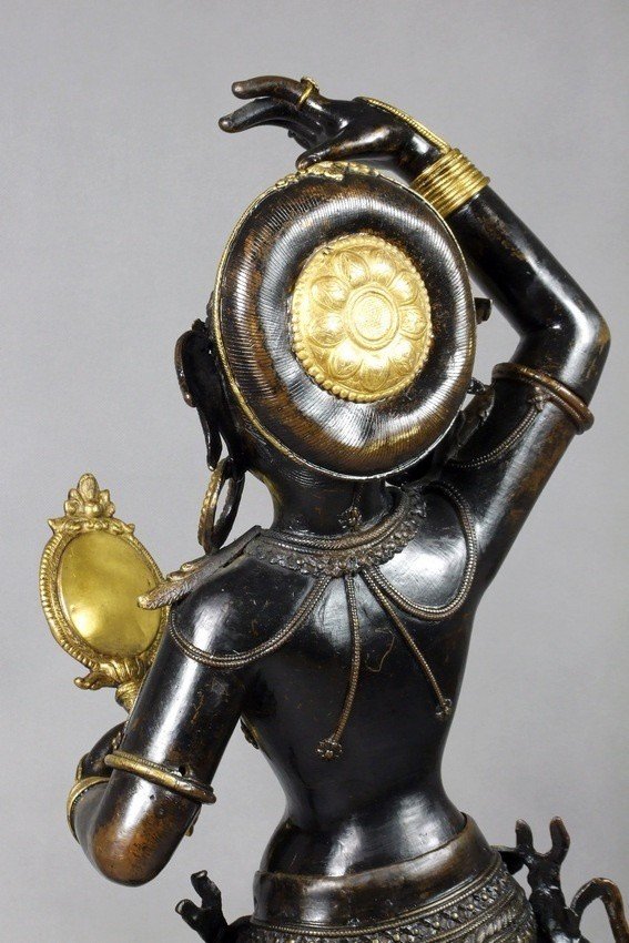 Danseuse indienne, bronze, hauteur : 93 cm, Inde, XIXe / XXe siècle.-photo-2