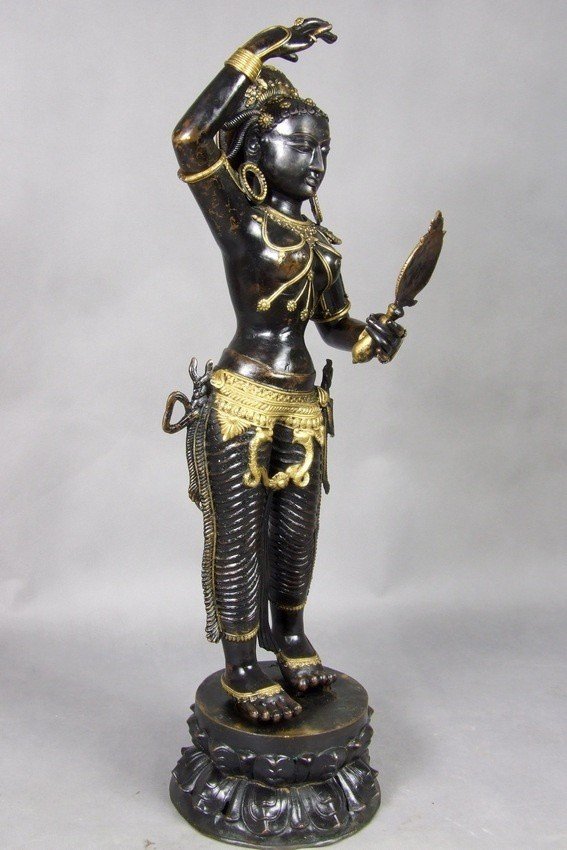 Danseuse indienne, bronze, hauteur : 93 cm, Inde, XIXe / XXe siècle.-photo-3