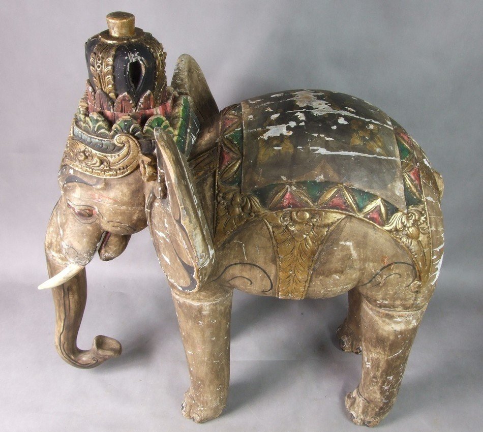 Grand éléphant de cérémonie, bois polychrome, Inde, XIXe/XXe siècle.-photo-2