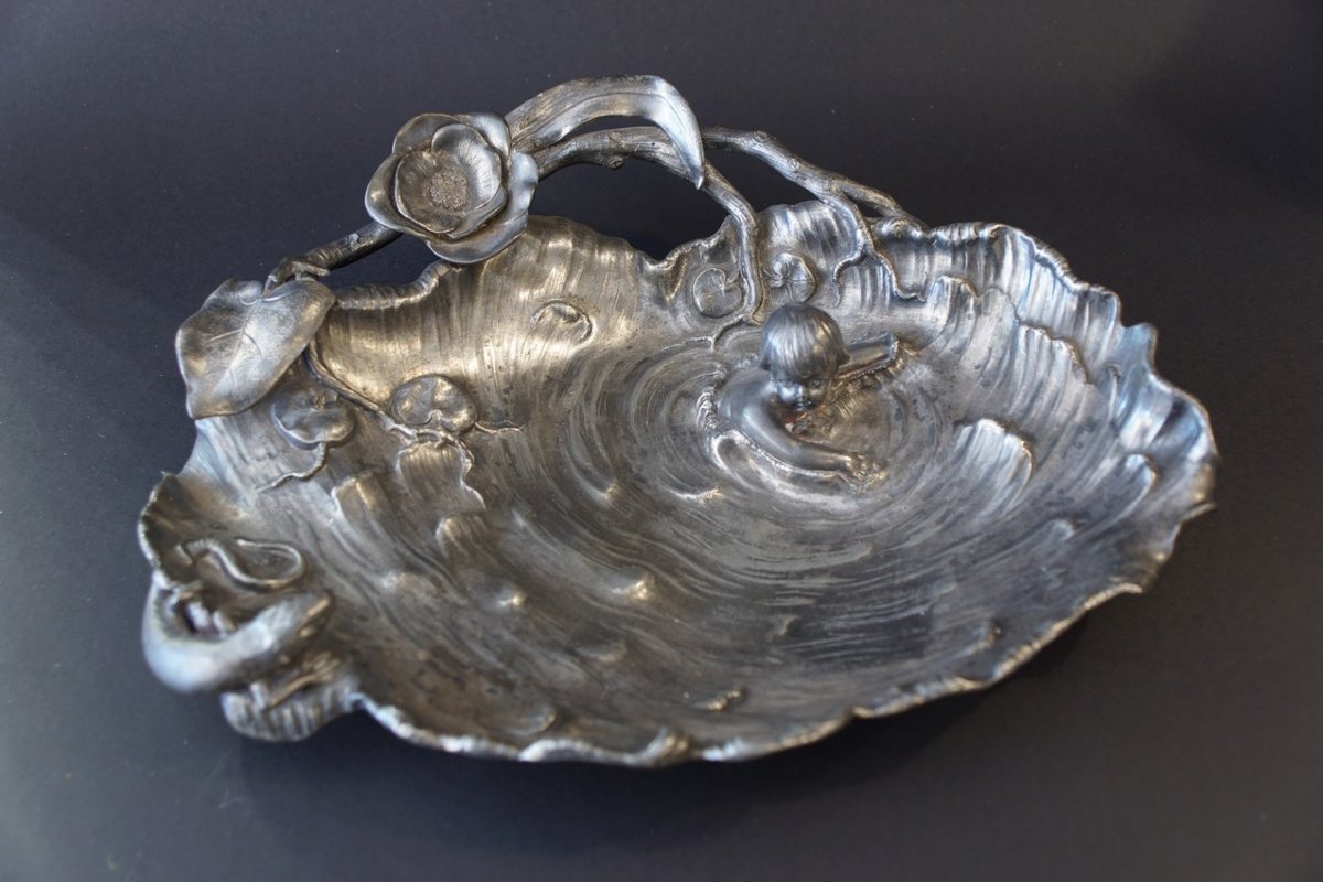 Tray Featuring A Child And A Lizard, Wmf, Germany, Art Nouveau, 19th/20th Centuries.