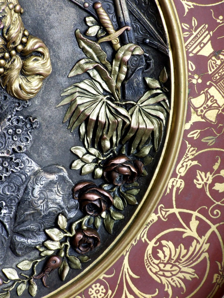 Decorative Plate Depicting A Woman's Profile, Gilded Copper, Late 19th Century.-photo-2
