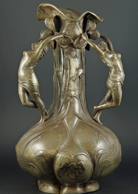 Vase aux nymphes, J-M. Petizon, étain, Paris, Art nouveau, vers 1900.-photo-3