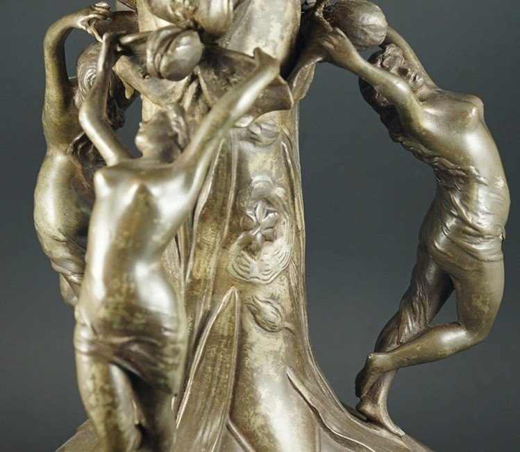 Vase aux nymphes, J-M. Petizon, étain, Paris, Art nouveau, vers 1900.-photo-6