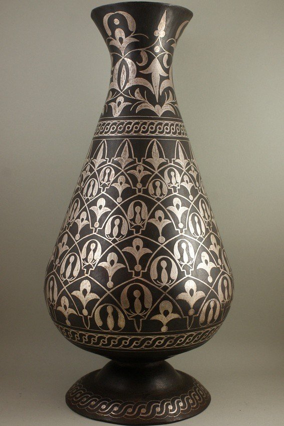 Vase, Moyen-Orient/Maroc, acier, argent, XIXe/XXe siècle.