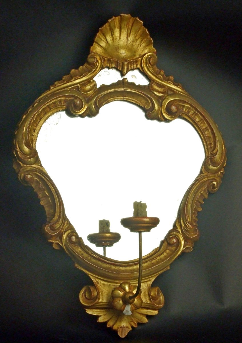 Chandelier à miroir, bois doré, XIXe siècle.
