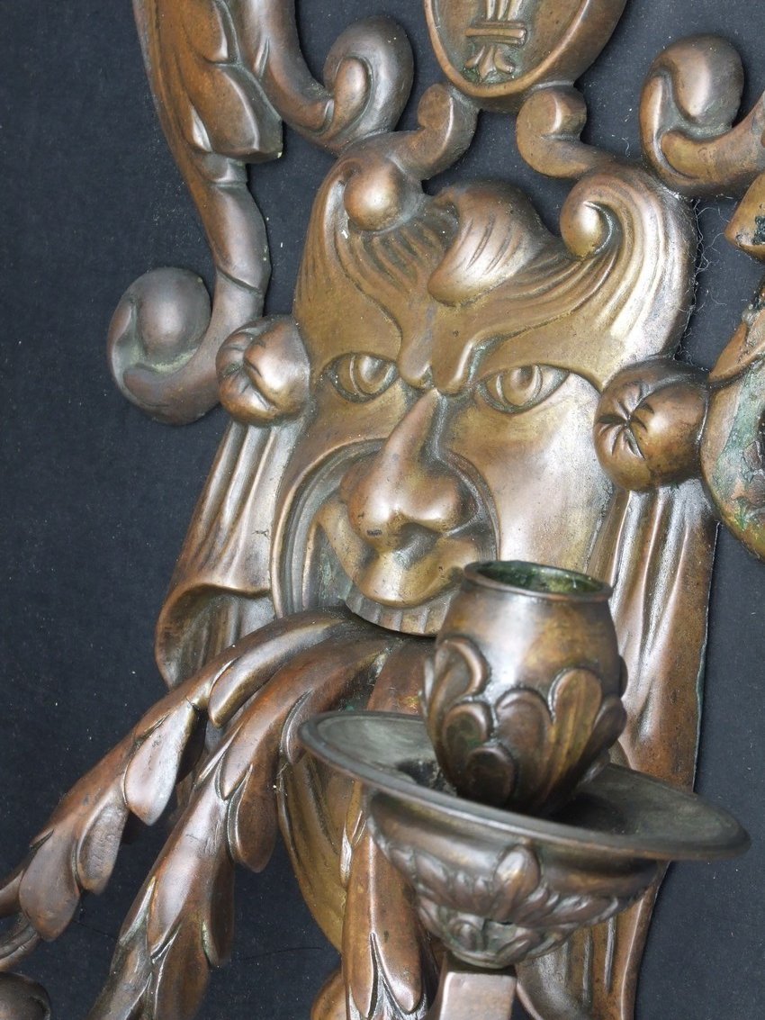 Paire d'appliques ornées de masques, bronze, XIXe siècle.-photo-7
