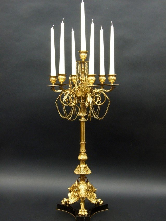 Imposant candélabre en bronze doré, XIXe siècle.