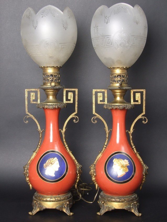 Paire de lampes, bronze doré, porcelaine, deuxième moitié du XIXe siècle.