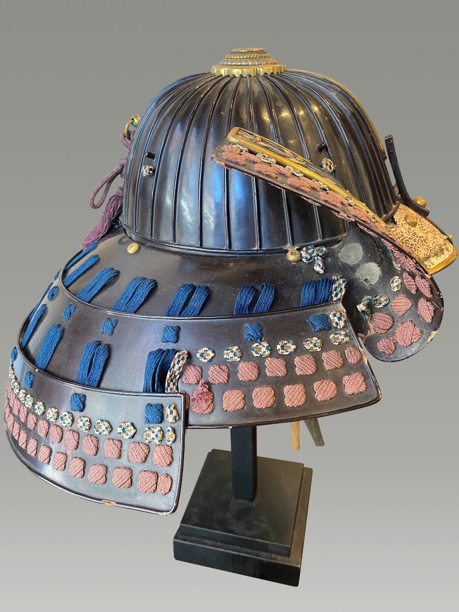 Casque De Samouraï , Kabuto Période Edo 32 Lamelles En Fer Laque-photo-4