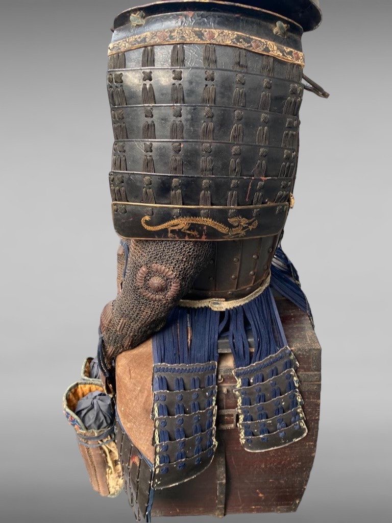 Complete Samurai Armor - Edo Period (1603 - 1868).-photo-2