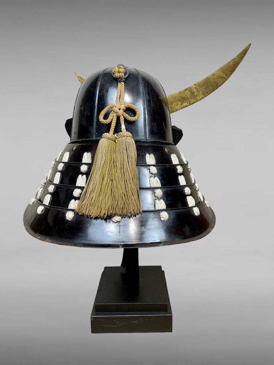 Samurai Kabuto In Black Lacquered Metal With 8 Slats - Edo Period (1603-1868).-photo-4