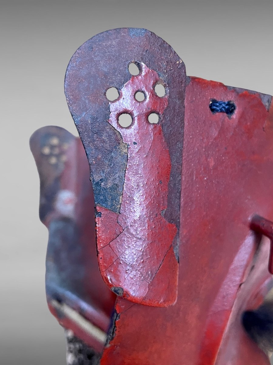 Demi Masque De Samuraï « mempo Tengu » En Fer Laqué Rouge - Période Edo (1603 - 1868). -photo-5