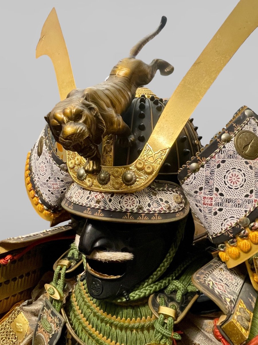 Complete Samurai Armor - Gendai Period.-photo-3