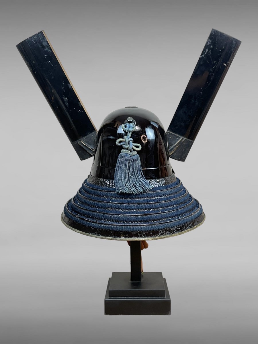 Kawari Kabuto De Samuraï En Métal Laqué Noir - Période Edo (1603-1868).-photo-1