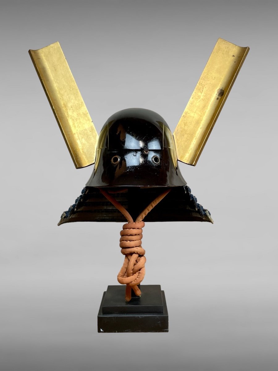 Kawari Kabuto Samurai In Black Lacquered Metal - Edo Period (1603-1868).