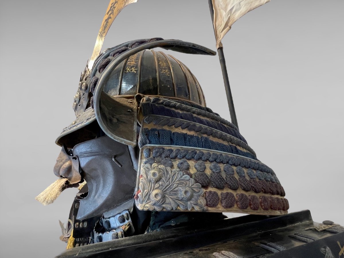 Complete Samurai Armor - Edo Period (1603 - 1868).-photo-2