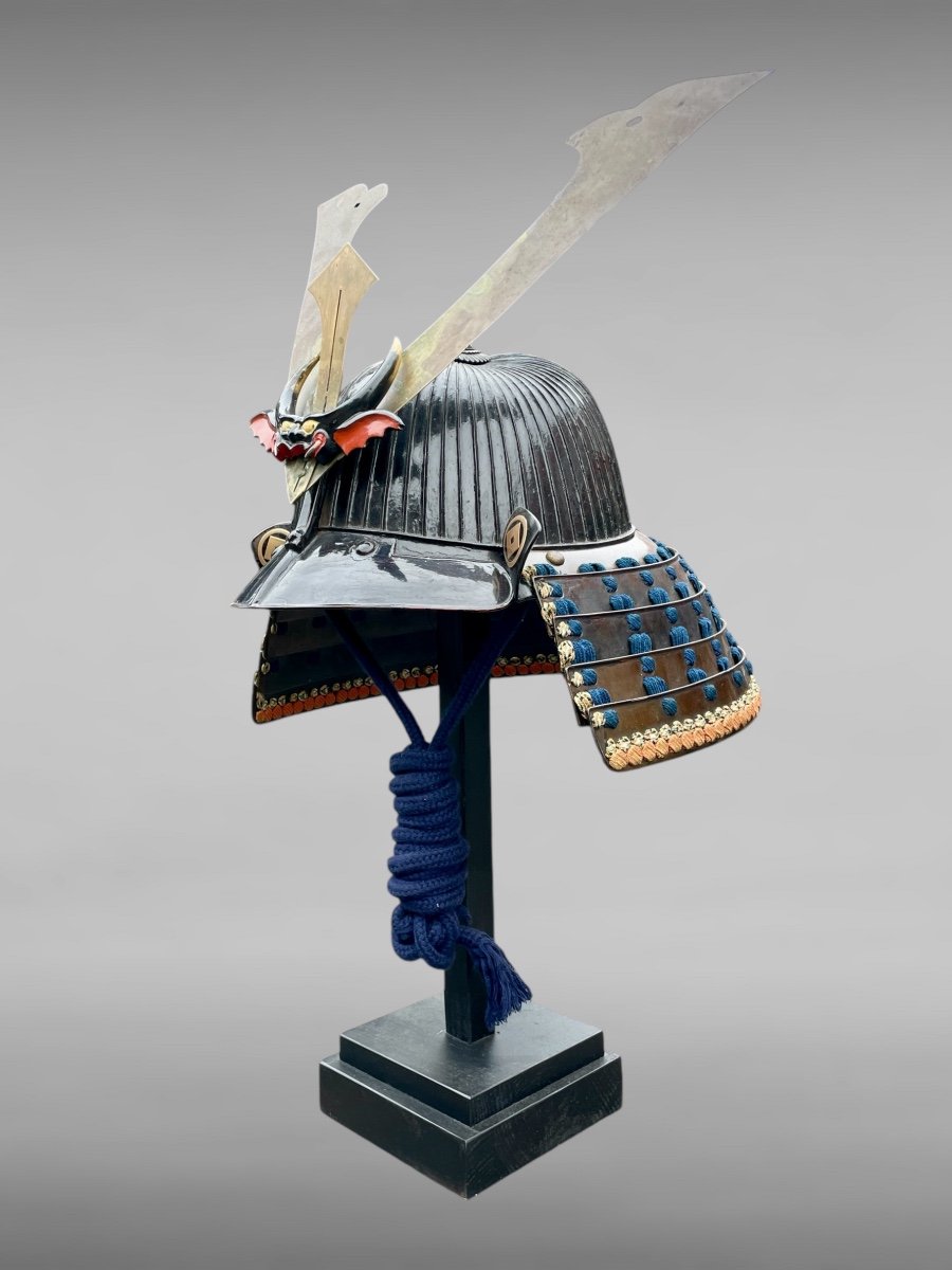 Kabuto De Samurai à 62 Lamelles En Fer Forgé laqué- Période Edo (1603-1868).-photo-2